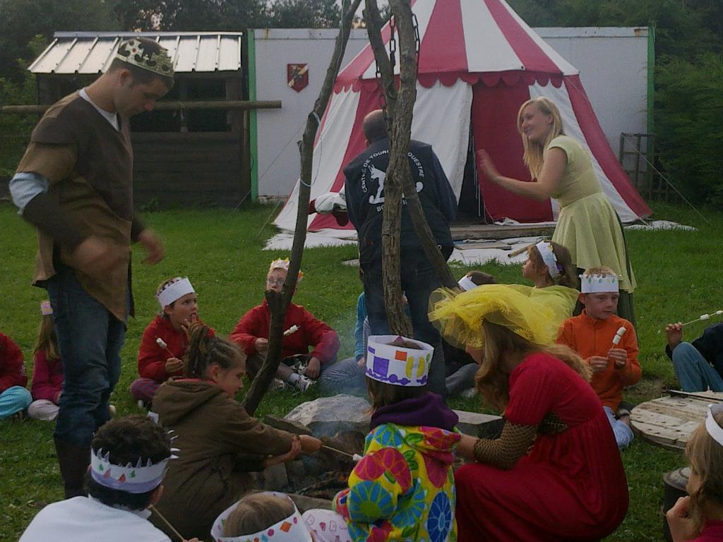 Ecuries Leseigneur - Camping Insolites Bolleville  Exterior foto
